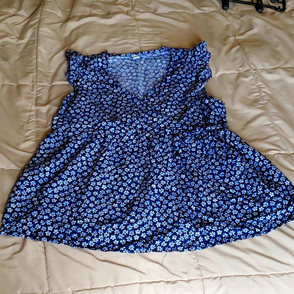 Side Tie Maternity blouse